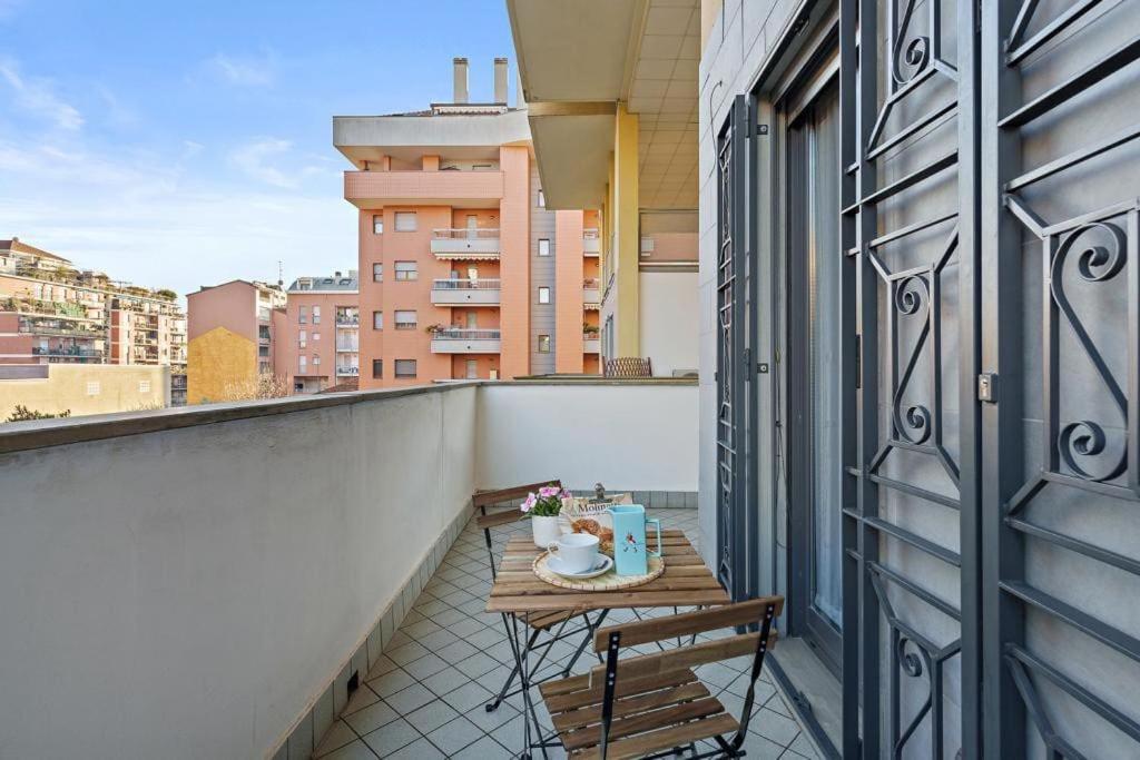 Milano-M1 Rock House Apartamento Exterior foto